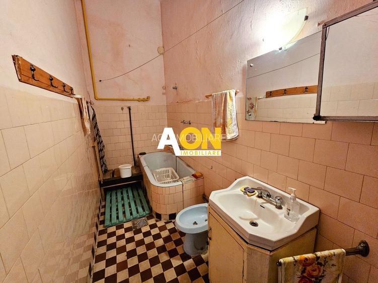 Casa 5 camere, 2 bai, 490 mp teren, Centru, pretabila pentru birouri - 9