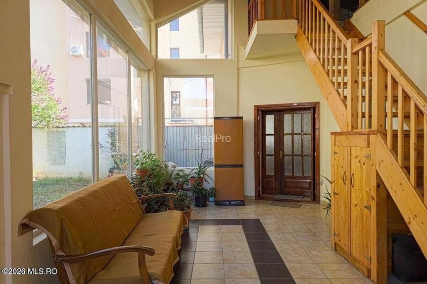 Lunei - Ion Neculce, 2 Apartamente. Mansarda 157 mp. Anexe, Lot 475 mp - 3