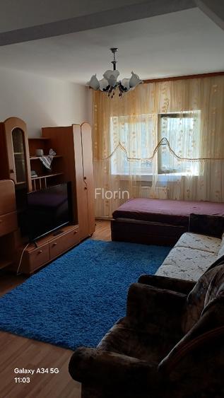 Închiriez apartament 3 camere  - 3