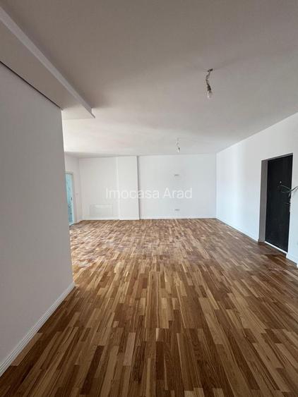 De vânzare apartament 2 camere Open Space Micalaca Arad, Bloc Nou. - 4