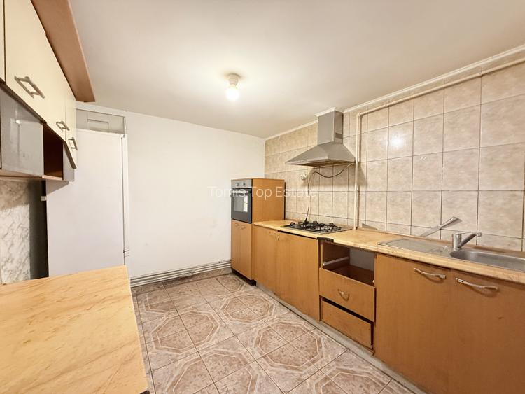 Casă de inchiriat cu 6 camere Faleza Nord – curte proprie, garaj - 8