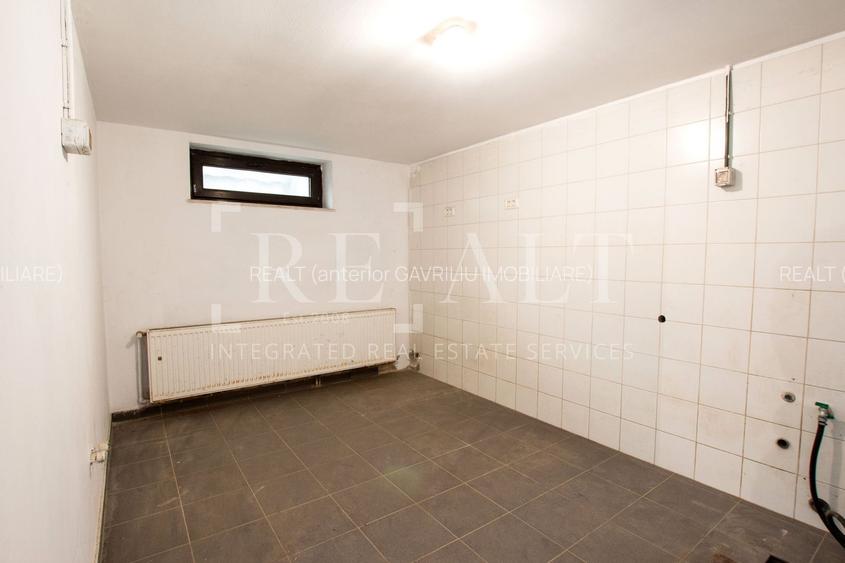 Inchiriere casa, vila 7 camere | Individuala, Renovata, Curte | Campul Pipera - 50