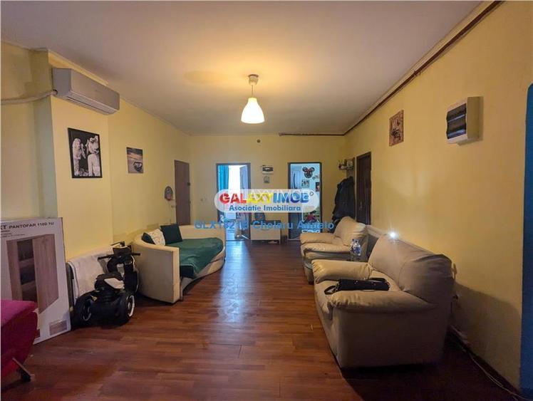 Calea Calarasilor,tot etaj 1  1, supr.util 200 mp,garaj,curte,pod inal - 4