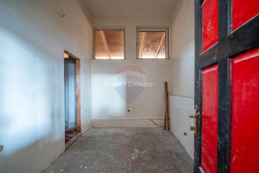 Oportunitate de Business: Spațiu Comercial  în Bușteni | zona Silva - 8