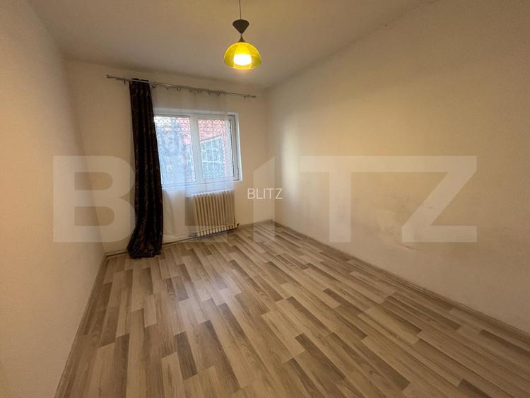 Apartament 3 camere, 62.80 mp, zona Ultracentral - 2
