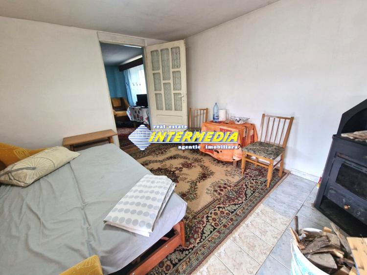 OKAZIE ! Casa cu Magazie 99 mp. Teren 570 mp. Alba Zona Arex toate utilitatile - 6