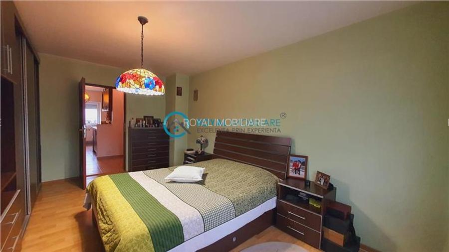 Royal Imobiliare - Vanzare apartament 4 camere zona Cioceanu - 8