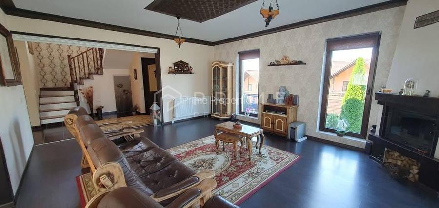 Casă individuală elegantă – Corunca, curte spațioasă - 4