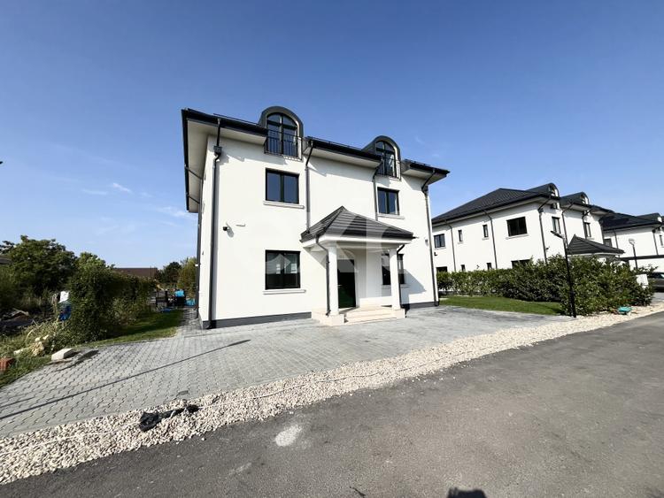 De vanzare vila individuala 9 camere mobilata si utilata Corbeanca