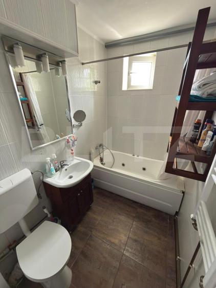 Apartament 3 camere, 67 mp, zona Cina