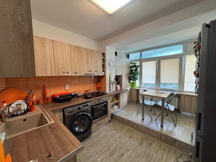 Inchiriere apartament trei camere mobilat/utilat 68mp Cotroceni metrou
