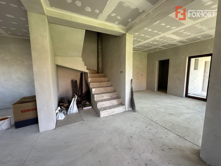 COMISION 0% Duplex cu 4 camere si terasa de 16 mp - zona Dragsina