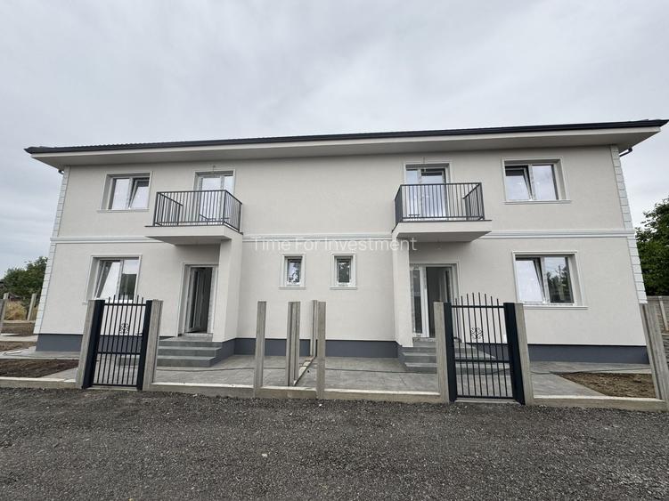 1\2 Duplex Utvin P+E,4Camere,2 Bai,Toate Utilitatile - 2