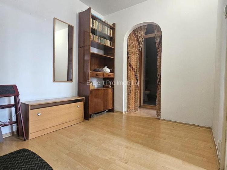 Moinesti Scoala 309 Et.4 Decomandat 50mp Liber Contorizat Merita Vazut - 5