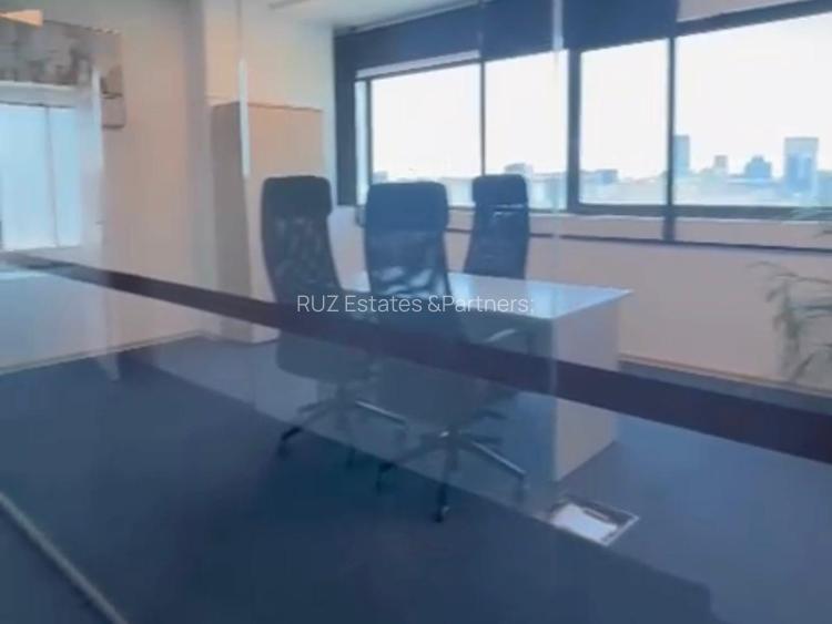 Spațiu birou  | 328 mp | Terasă Privată | Parcare disponibilă | Zona Pipera - 5