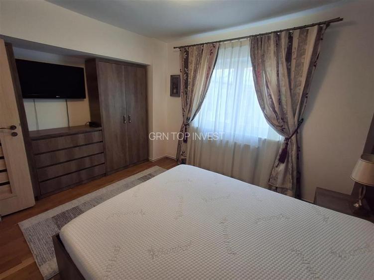 Apartament 3 camere decomandat 2 bai pivnita zona Sub Arini - 12