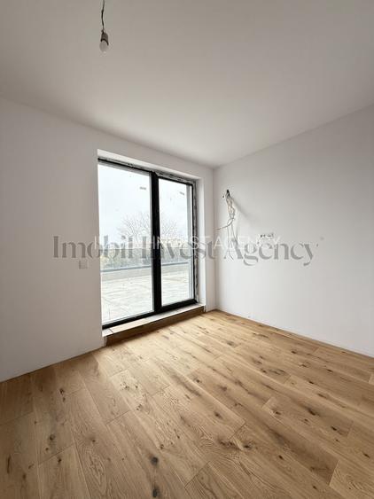 Apartament 4 camere de vanzare Pipera in bloc cu vedere la lac - 24