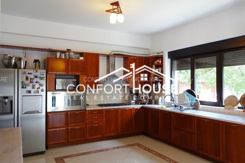 VILA DE LUX, teren 1500mp, piscina, padure, IANCU NICOLAE - 16