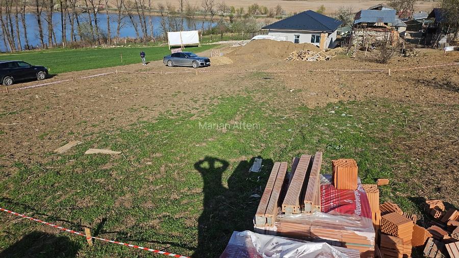 teren intravilan, langa lac Dumbrava / Ciurbesti, la doar 7 km Podu Ros  - 2