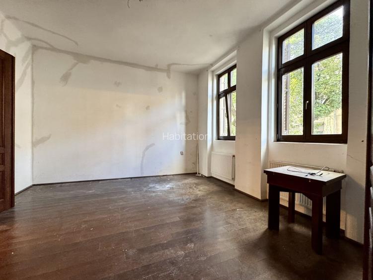 Casă pretabilă pentru spațiu de birouri, cu teren – în zona Bălcescu - 7