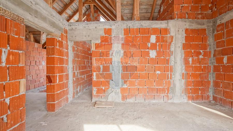 COMISION 0%| Casă individuală | 2 garaje | 192 mp utili | 847 mp teren - 46