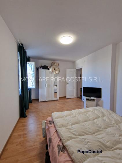 Piata Romana la gura de metrou 2 camere 56 mp etaj 7/8 mobilat, lift - 4