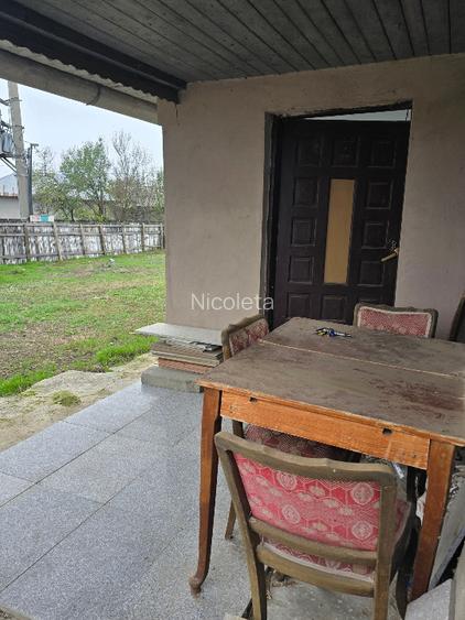 Casă de vânzare – Axintele, județul Ialomița 65 m² | Teren 900 m² | Parter - 8