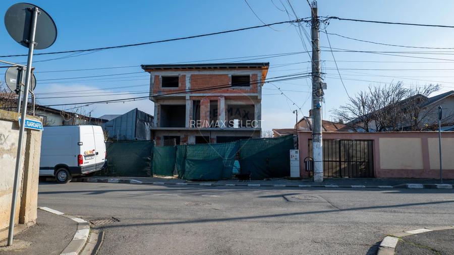 Pantelimon-central vanzare casa spatioasa-parter, etaj si mansarda - 7