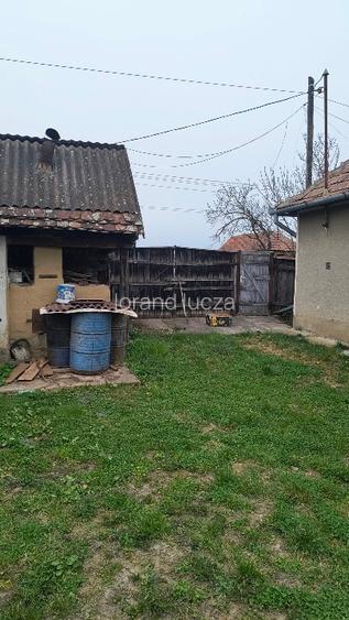 Vând casă cu teren !!! - 12