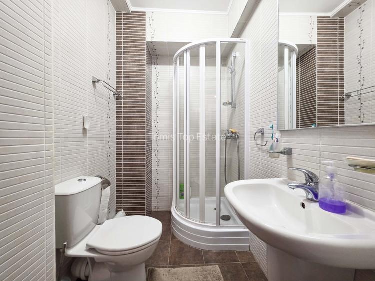 Vila de vanzare P+E cu 4 dormitoare - zona Inel 2 - spatioasa si eleganta. - 9