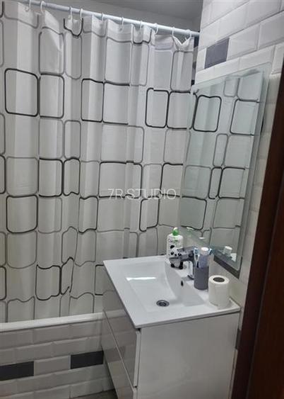 Vanzare apartament 4 camere Tei, complet renovat si mobilat - 10