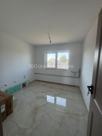 Duplex - 4 camere - Comision 0 - M. Nouă, situat aproape de 4 benzi - 9
