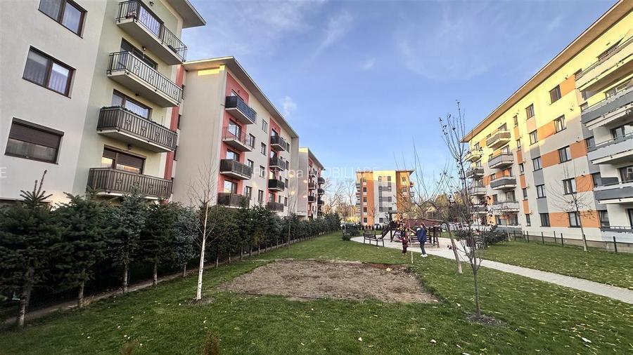 Apartament 2camere decomandat + parcare zona Mall Coresi - 8