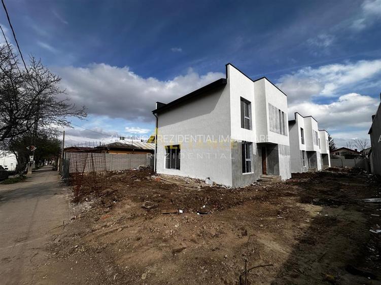 Vila individuala 5 camere ~ 3 bai ~  Teren 300 mp - 2