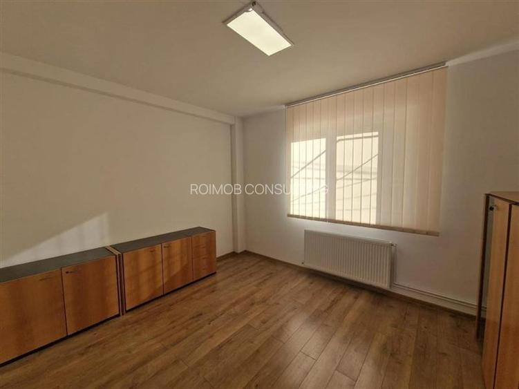 Vatra Luminoasa vila 2023, 5 camere, curte libera - 10