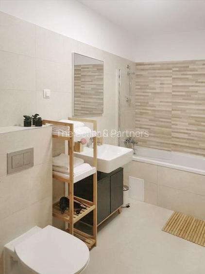 Loc de Parcare Inclus - 11