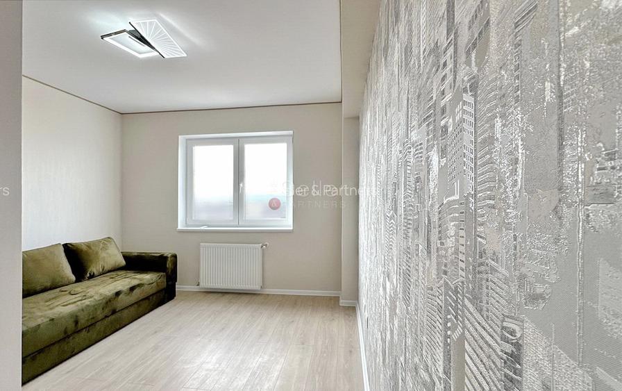 Structura Generoasa Zona Coresi Mall - 20