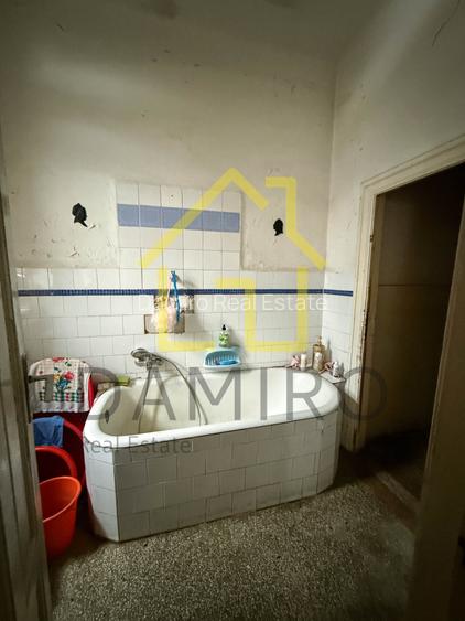 Vila S+P+2 Blvd.Regina Maria metrou Unirii 11 Iunie Pta.Constitutiei - 9