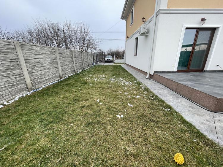 Duplex P+1E -unități separate prin cameră tehnica