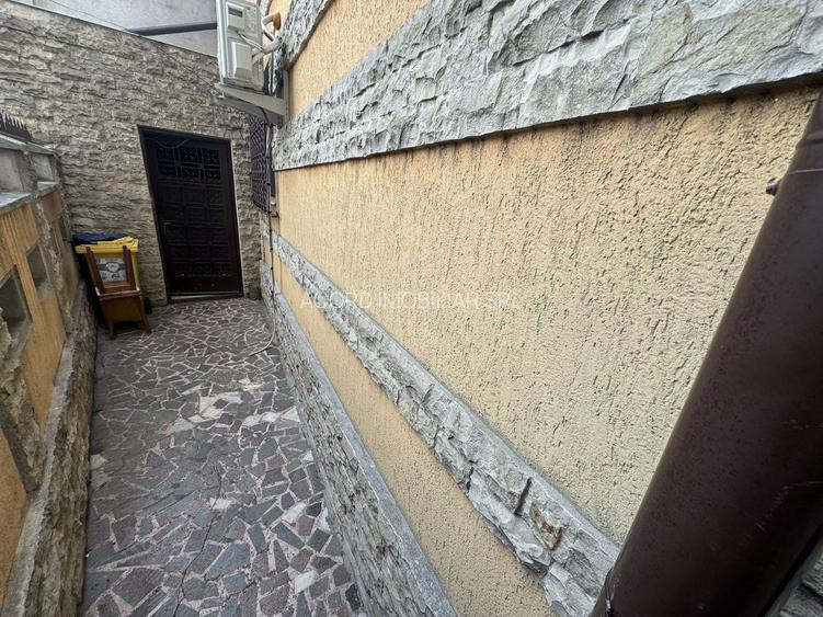 Casa / Vila 4 camere zona Casa de Cultura - 12