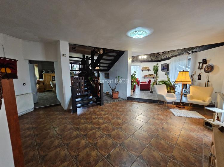 Pensiune + 2 Case, Piscina, Iaz, Garaj, Curte 3.200 mp, panouri |VIDEO - 36