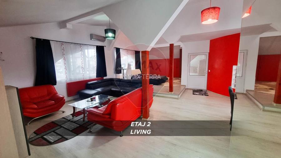 Casă / Vilă cu 10 camere de vânzare în SIGHETUL MARMATIEI zona Central - 13