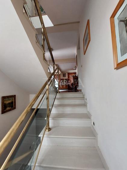 Casă cu 5 camere. de vânzare in Floresti, zona Parcului Poligon. - 16