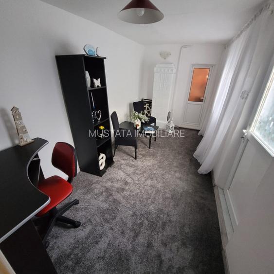 Casa cu 5 camere, zona centrala. - 6