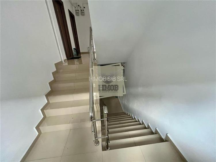 Apartament cu 2 dormitoare balcon parcare zona Mandra - 14