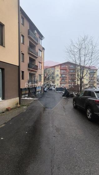 Spațiu comercial - 15