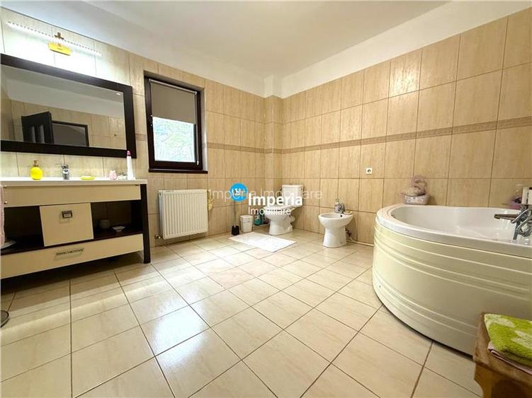 Vila 5 cam, garaj, 560 teren, str Noua Horpaz - 7