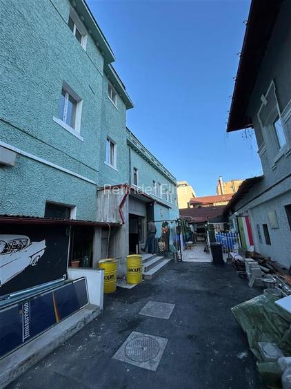 Cladire ultracentrala 1966 mp | consolidata | teren 1131 mp | Victoriei - Sfinti - 7