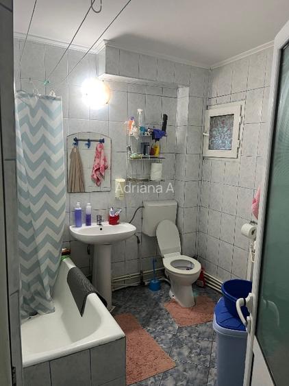 Apartament 3 camere decomandat- €370 - 4