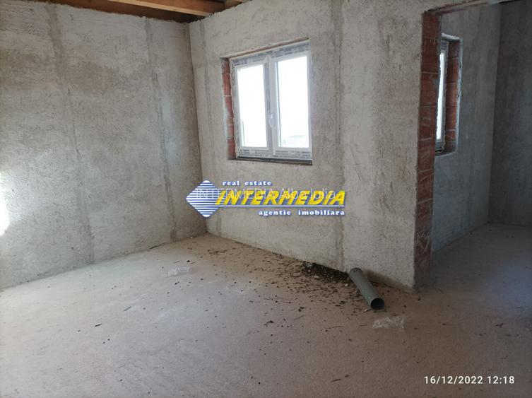 Casa noua de vanzare in Alba Iulia cu 4 camere semifinisata cu apa gaz curent - 3